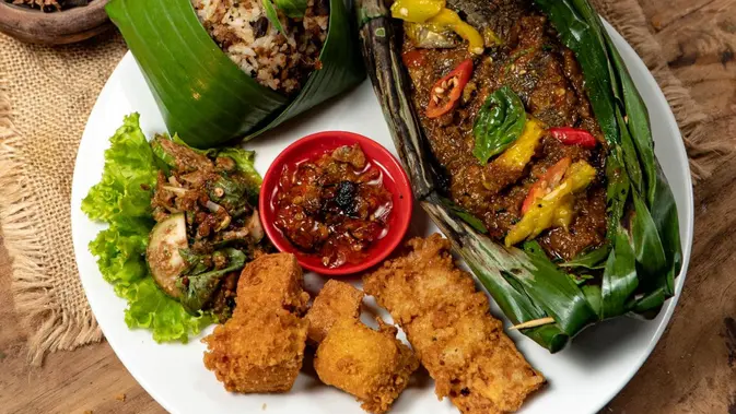 Tempat Makan Enak di Ketapang yang Wajib Dicoba dan Sedang Jadi Favorit