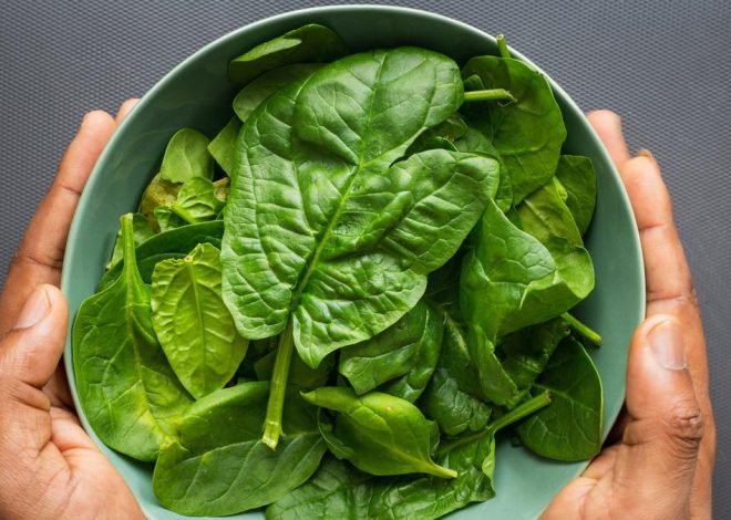 6 Resep Praktis Bumbu Sayur Bening Bayam sebagai Lauk Pendamping