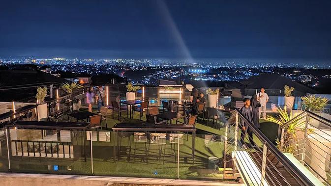 15 Rekomendasi Tempat Makan Enak dan Tersembunyi di Semarang 2025 yang Otentik