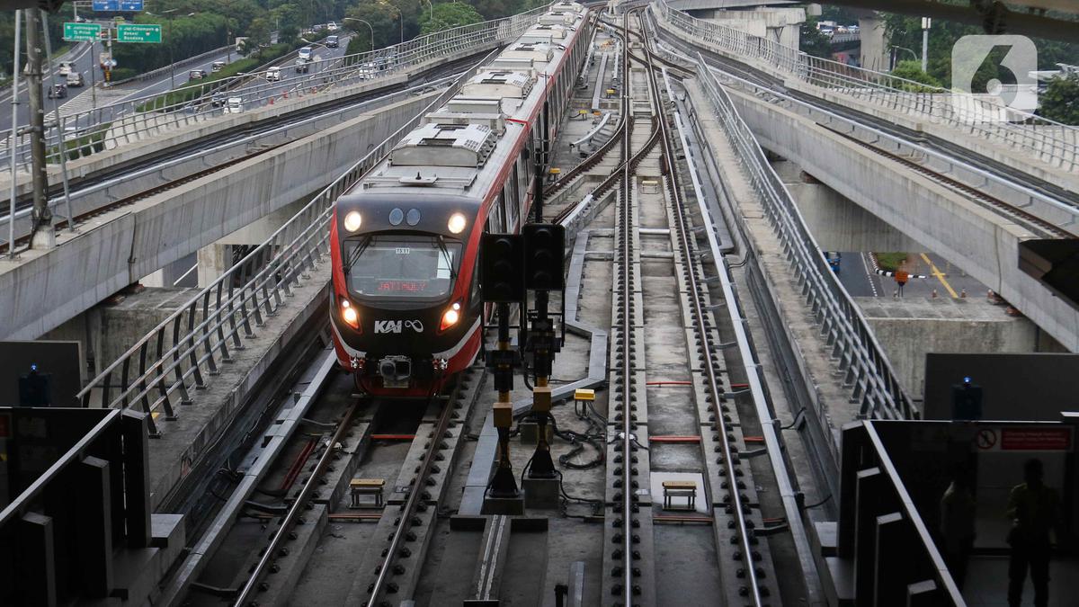 12 Tempat Makan Enak Dekat Stasiun LRT Cikoko yang Wajib Dicoba 2025