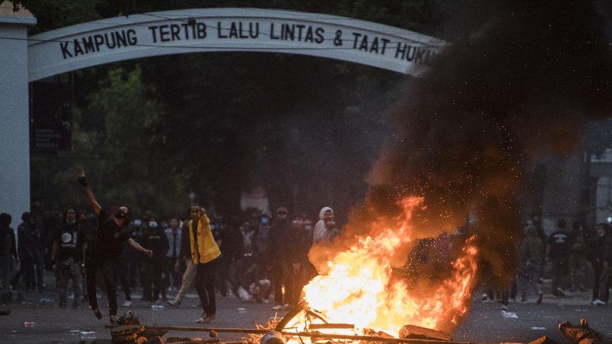 Empat Pelaku Perusakan Mobil Polisi Saat Demo May Day Bandung Dihukum Lima Bulan Penjara