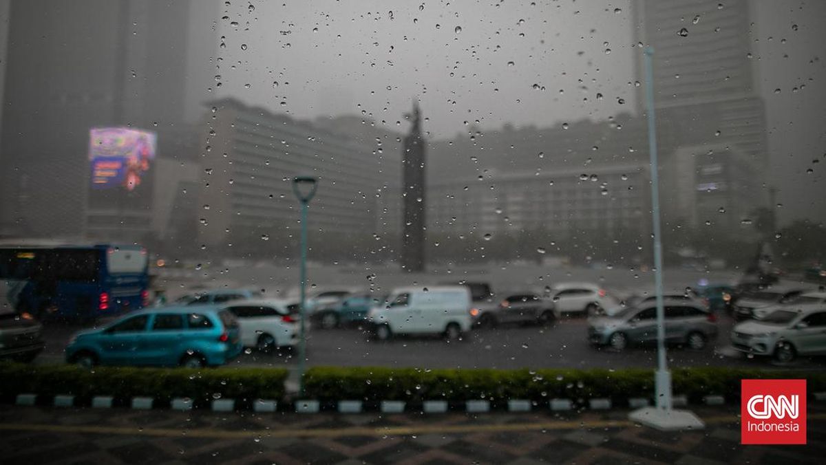 Respons KLH tentang penemuan mikroplastik dalam air hujan di Jakarta oleh BRIN