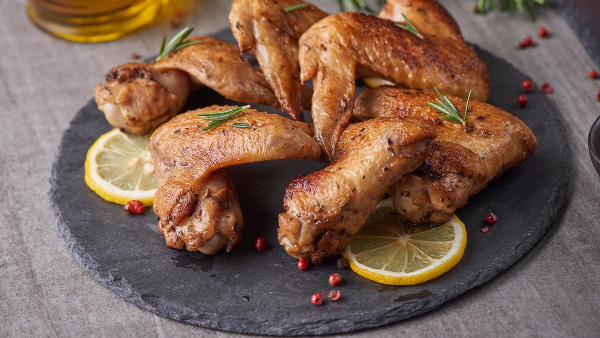 12 Tempat Makan Ayam Goreng Terfavorit di Jogja 2025 yang Wajib Dicoba