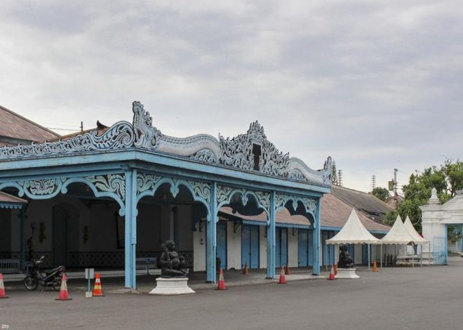 Dualisme Keraton Surakarta, Terdapat Dua Raja Bergelar Pakubowono XIV