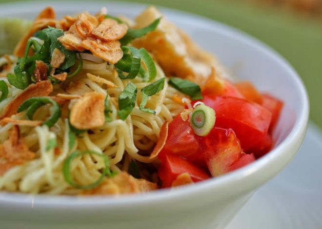 9 Tempat Makan Mie Kopyok di Semarang 2025 dengan Kuah Bening yang Menggugah Selera