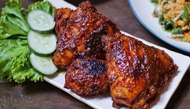 10 Tempat Makan Ayam Bakar Terbaik di Yogyakarta untuk Wisata Kuliner Keluarga 2025