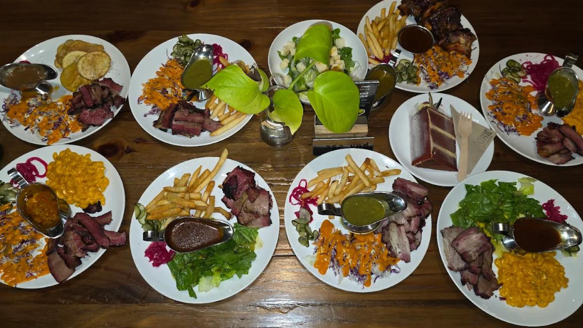 12 Tempat Makan Sahur di Solo dengan Beragam Pilihan Menu