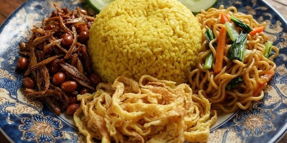 Resep Nasi Kuning Teri Kacang Pulen dan Gurih yang Mudah Disiapkan di Rumah