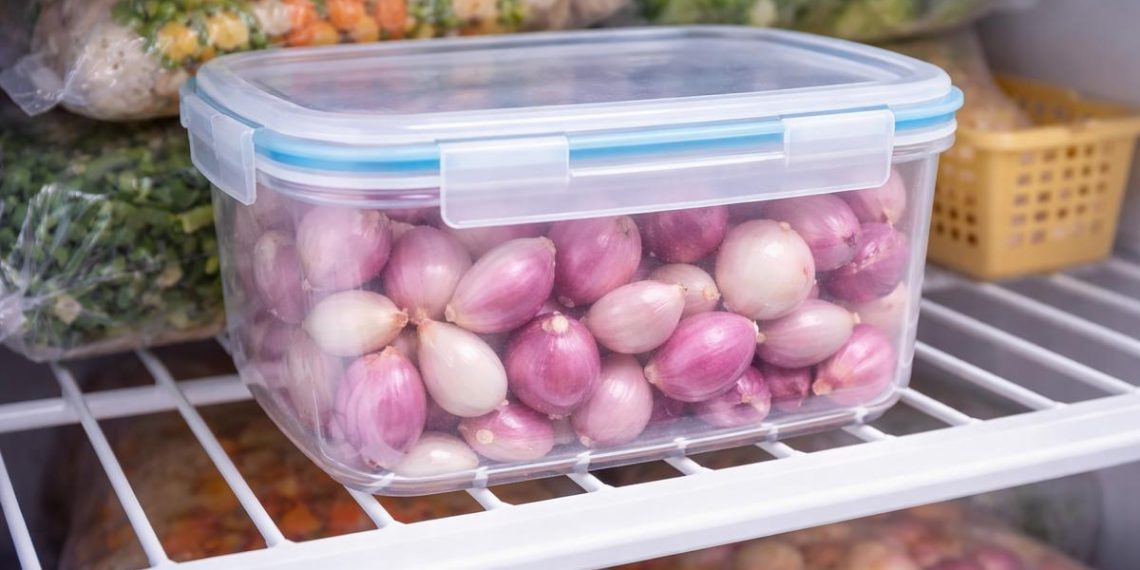 Panduan Menyimpan Bawang Kupas Secara Efisien agar Tetap Segar dan Bebas Berlendir